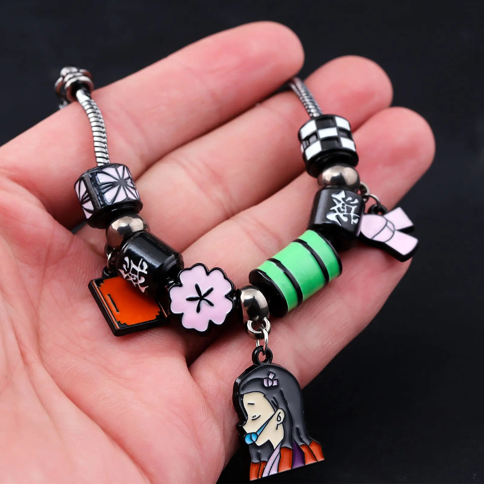 Japanese Anime Demon Slayer Kimetsu No Yaiba DIY Charm Bracelet Kamado Nezuko Men Women Pendant Cosplay Props Bracelet Jewelry